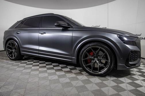 Daytona Gray Pearl 2021 Audi RS Q8 4.0T