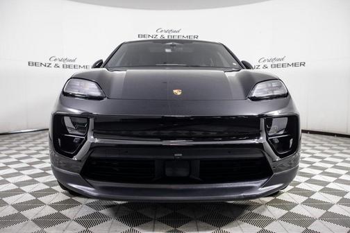 2024 Porsche Macan 4