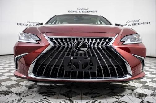2025 Lexus ES 300h 300h