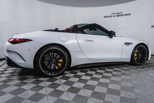 2022 Mercedes-Benz AMG SL 63 Base