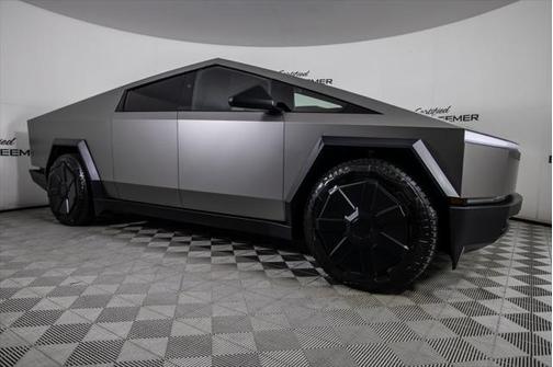 2024 Tesla Cybertruck Cyberbeast