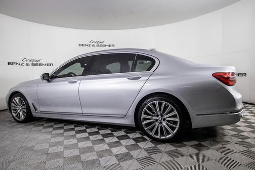 2018 BMW 750 i xDrive