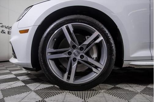 2017 Audi A4 2.0T Prestige