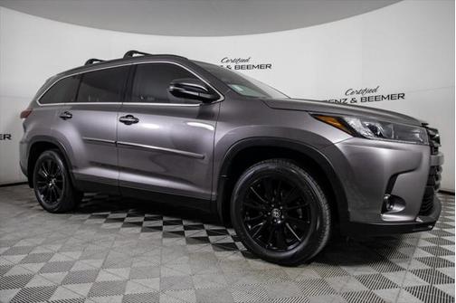 2019 Toyota Highlander SE