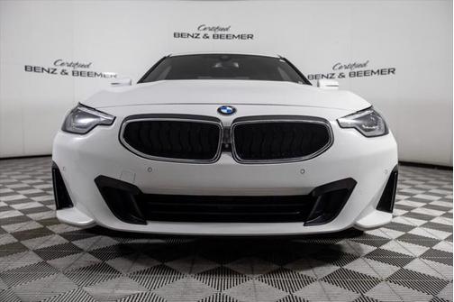 2022 BMW 230 i