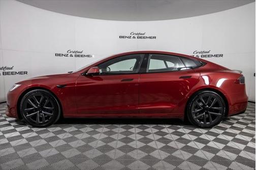 2021 Tesla Model S Plaid