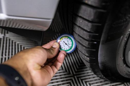 2025 Porsche Cayenne GTS