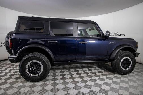 Antimatter Blue Metallic 2021 Ford Bronco Badlands