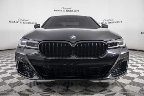 2022 BMW 530 i