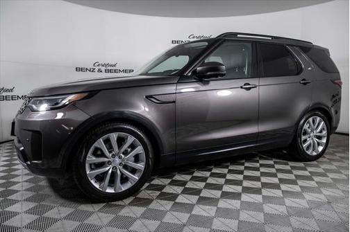 2023 Land Rover Discovery P300 S