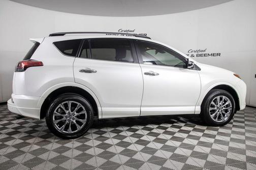 2017 Toyota RAV4 Platinum