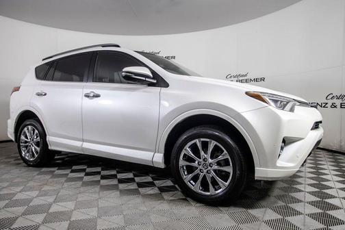 2017 Toyota RAV4 Platinum