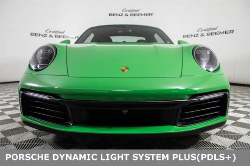 2021 Porsche 911 Carrera