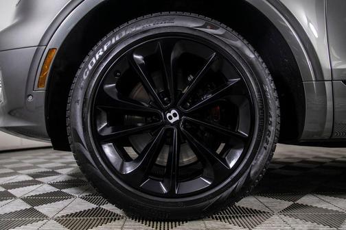 2022 Bentley Bentayga 