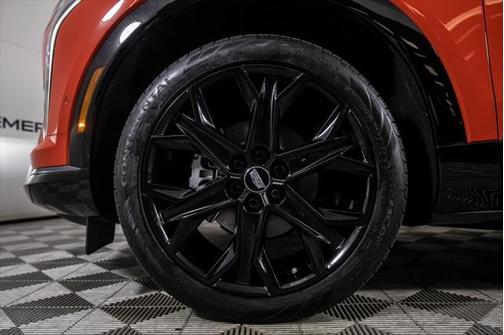 2025 Cadillac OPTIQ Sport