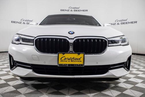 2021 BMW 530 530i