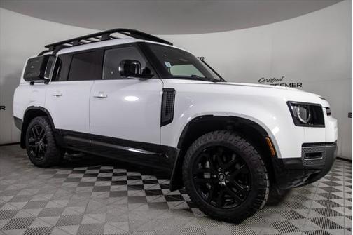 2024 Land Rover Defender 130 P400 Outbound