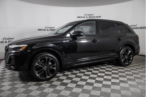 2025 Audi Q7 55 Premium Plus