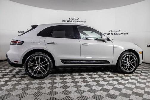 2024 Porsche Macan 