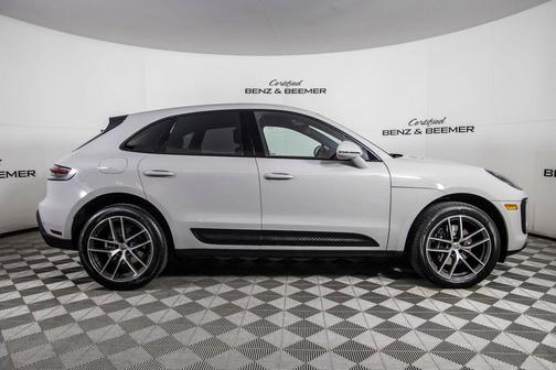 2024 Porsche Macan 