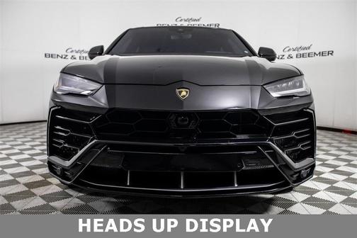 2020 Lamborghini Urus Base