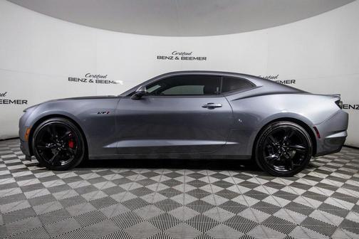 2021 Chevrolet Camaro RWD Coupe LT1