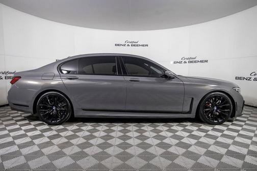 2021 BMW 750 i xDrive