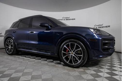 2024 Porsche Cayenne S