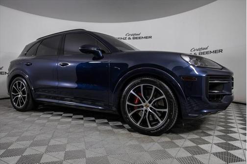 2024 Porsche Cayenne S