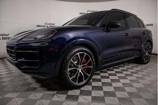 2024 Porsche Cayenne S