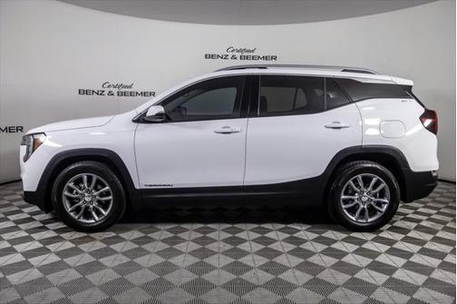 2022 GMC Terrain SLT