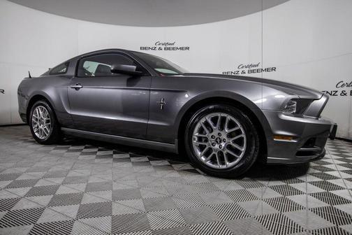 2014 Ford Mustang V6 Premium
