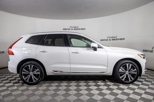 2022 Volvo XC60 B6 Inscription