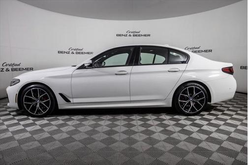 2022 BMW 530 i