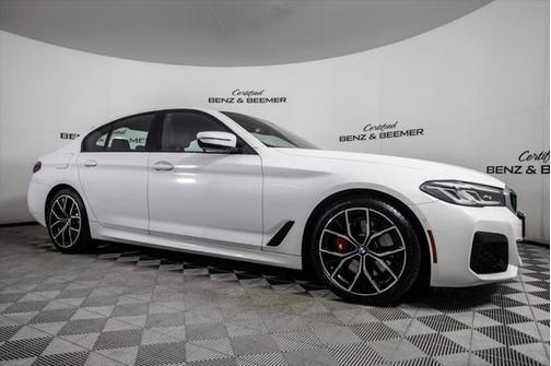 2022 BMW 530 i