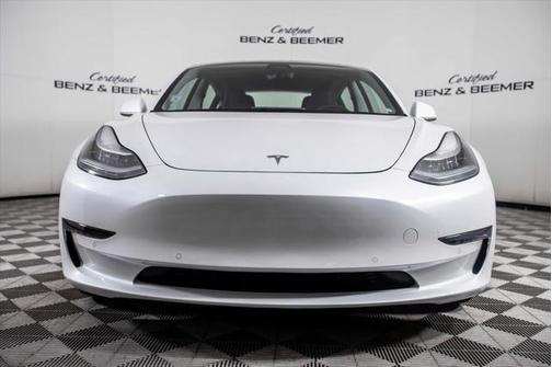 2020 Tesla Model 3 Standard Range