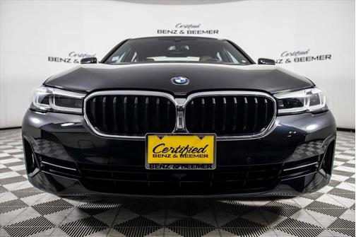 2022 BMW 530 i