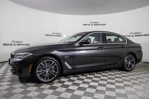 2022 BMW 530e Base