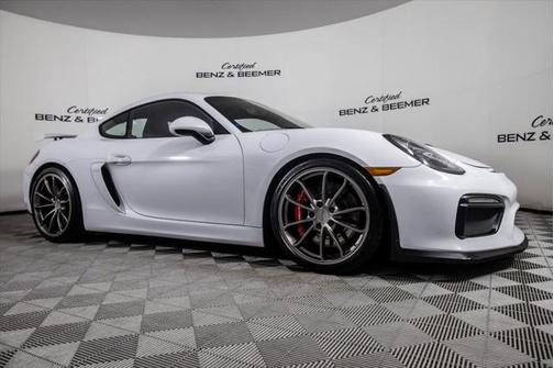 2016 Porsche Cayman GT4
