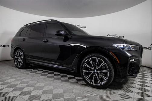 2021 BMW X7 M50i