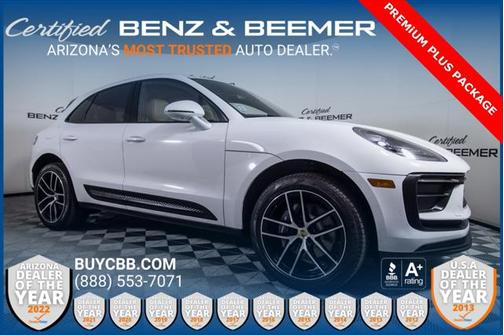 2023 Porsche Macan Base
