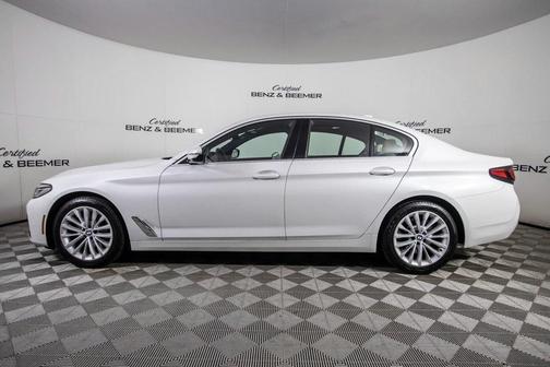 2023 BMW 530 i