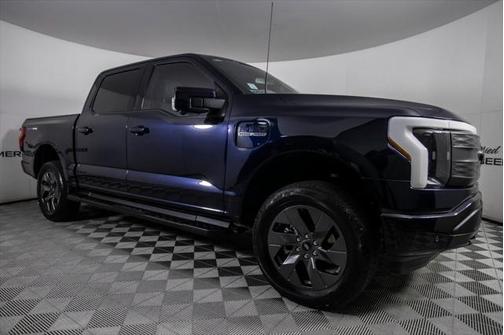 2023 Ford F-150 Lightning LARIAT