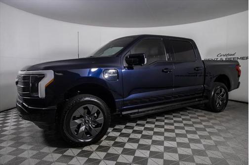 2023 Ford F-150 Lightning LARIAT