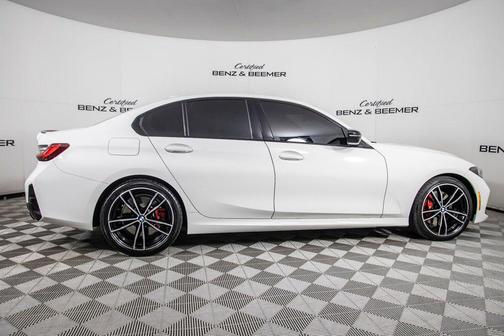 Alpine White 2023 BMW 330 330i