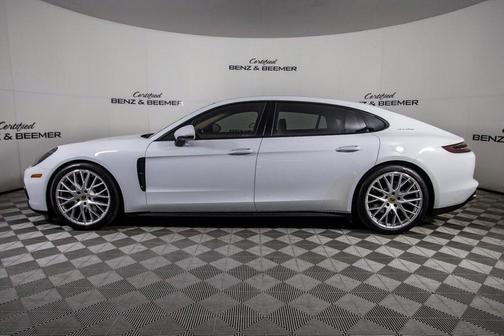 2018 Porsche Panamera 4S Executive