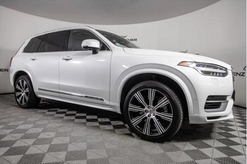 2023 Volvo XC90 Recharge Plug-In Hybrid T8 Plus 6-Seater