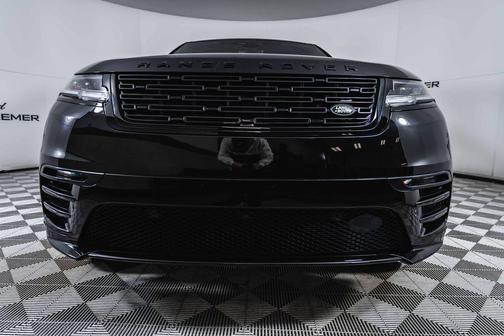 2025 Land Rover Range Rover Velar P250 SE R-Dynamic