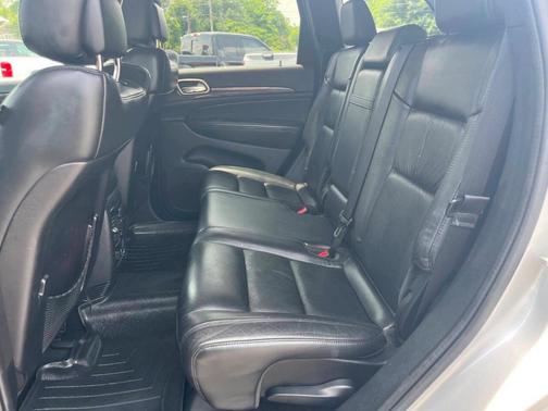 Silver 2011 Jeep Grand Cherokee Laredo