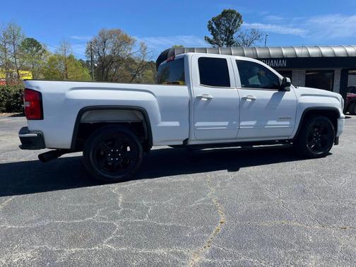 White 2018 GMC Sierra 1500 Base